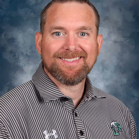 Volunteer coach at Lake Ridge Academy arrested for alleged。